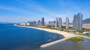 滨海城市海岸风光