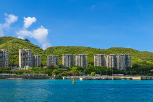 滨海沿岸住宅风光