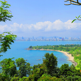 俯瞰滨海海湾美景