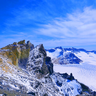 高山雪域晴空美景