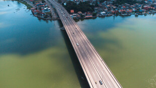 道路
