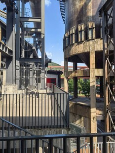 工业遗址高炉建筑