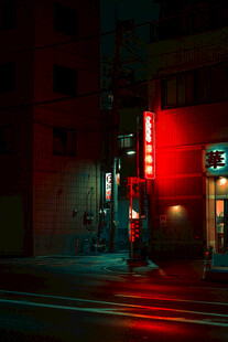 暗调朦胧城市夜景