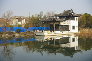 湖畔中式古建景观