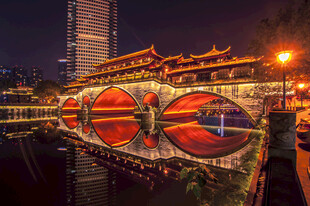古桥夜景风光