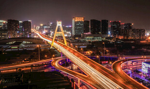 城市立交桥夜景