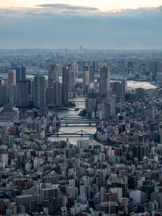 城市高空俯瞰全景
