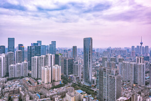 城市天际线全景