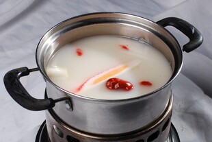 奶白清汤火锅锅底