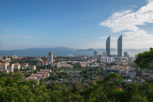 厦门滨海城市全景