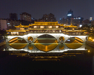 古风廊桥夜景