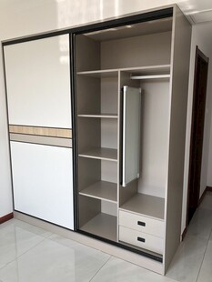 现代简约推拉门衣柜