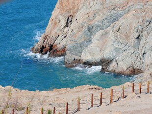 海岸悬崖自然风光