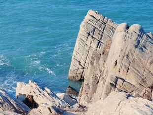 海滨礁石海景风光