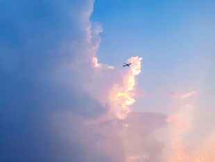晴空霞光彩云美景
