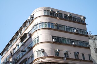 弧形转角老式居民楼