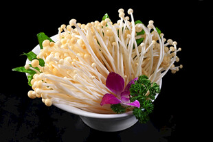新鲜金针菇摆盘