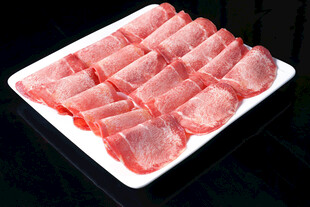 盘装新鲜牛肉卷