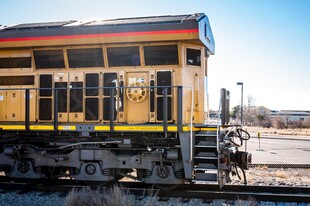 停靠的老式客运列车