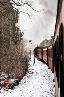 雪后古巷街景