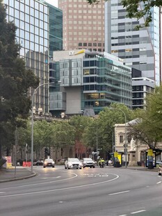 城市商务区街景