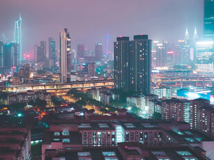 朦胧都市暮色夜景