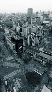 黑白城市高空俯瞰全景