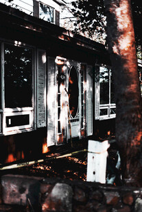 复古老旧临街商铺门面