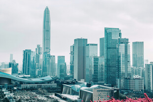 城市摩天建筑群景观