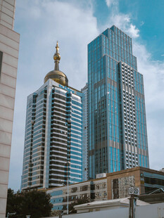 都市现代摩天高楼群