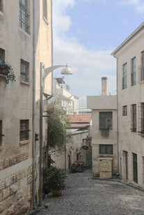 欧式老城小巷街景