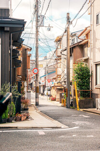 日系居民区小巷街景