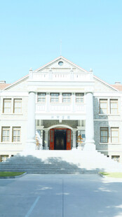 白色欧式古典建筑