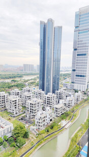 城市滨水建筑群