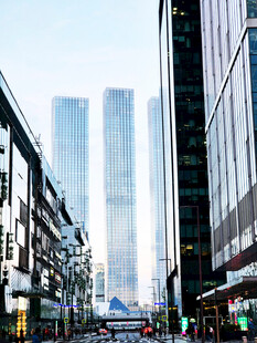 城市CBD高楼街景