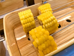 鲜蒸甜玉米段