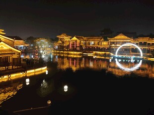 水乡古建夜景