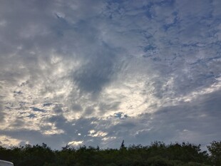 黄昏天空层云景观