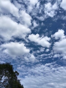 蓝天白云晴空风光