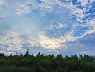 蓝天白云