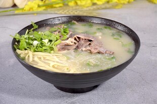 羊肉粉丝汤美食图片
