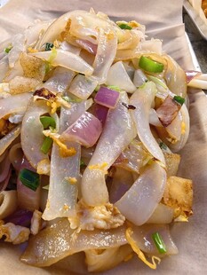 美味小吃炒河粉