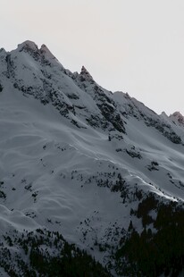 苍茫高山山野风光