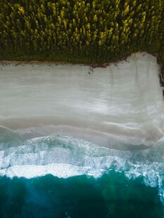 海滨沙滩海浪风光