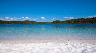 碧海蓝天白沙滩美景