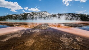 黄石地热温泉风光