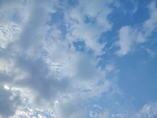 蓝天白云晴朗天空