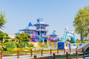 夏日水上乐园风光