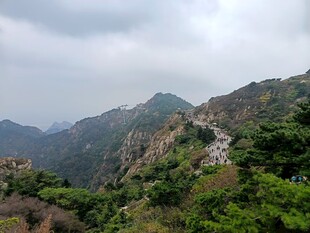 山间郊野自然风光