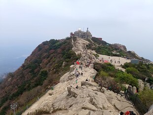 泰山登顶山道风光山顶